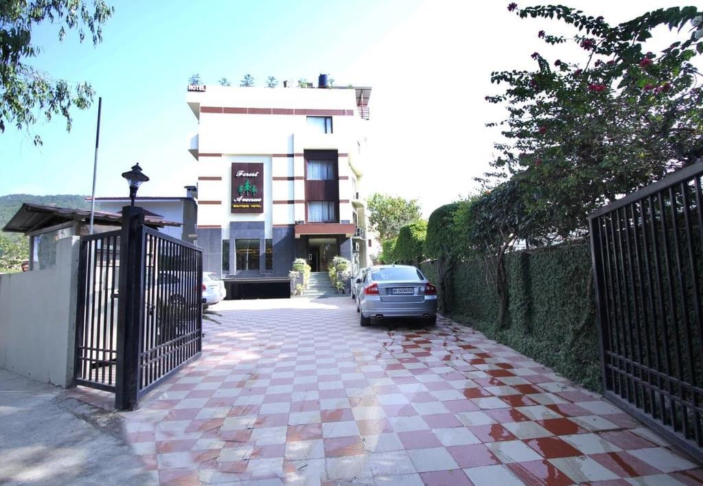 Hotel Forest Avenue - Best Luxury Hotel In Dehradun Exterior photo