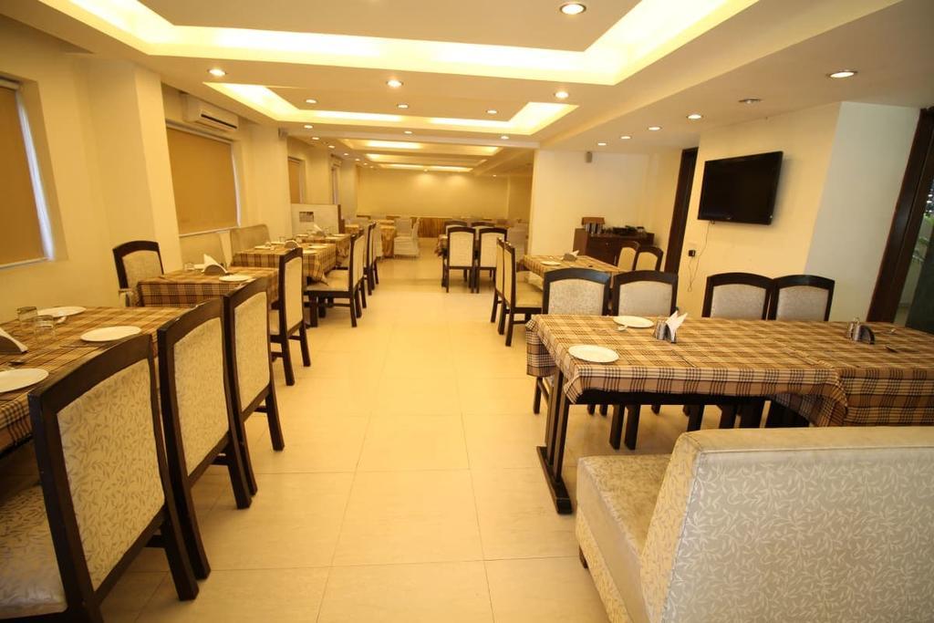 Hotel Forest Avenue - Best Luxury Hotel In Dehradun Exterior photo